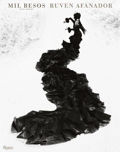 обложка книги Mil Besos: 1000 Kisses книга Mil Besos: 1000 Kisses, автор: Ruven Afanador